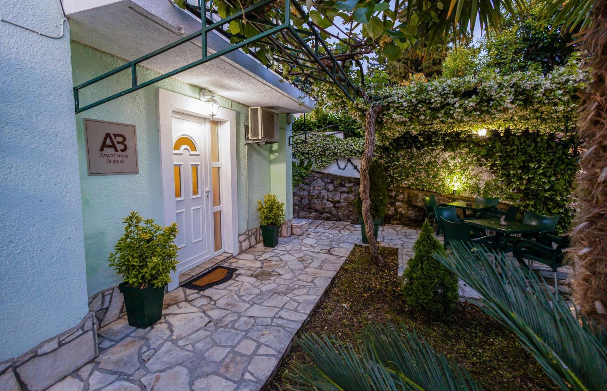 Apartmani Bijelic HN Herceg Novi Exterior foto
